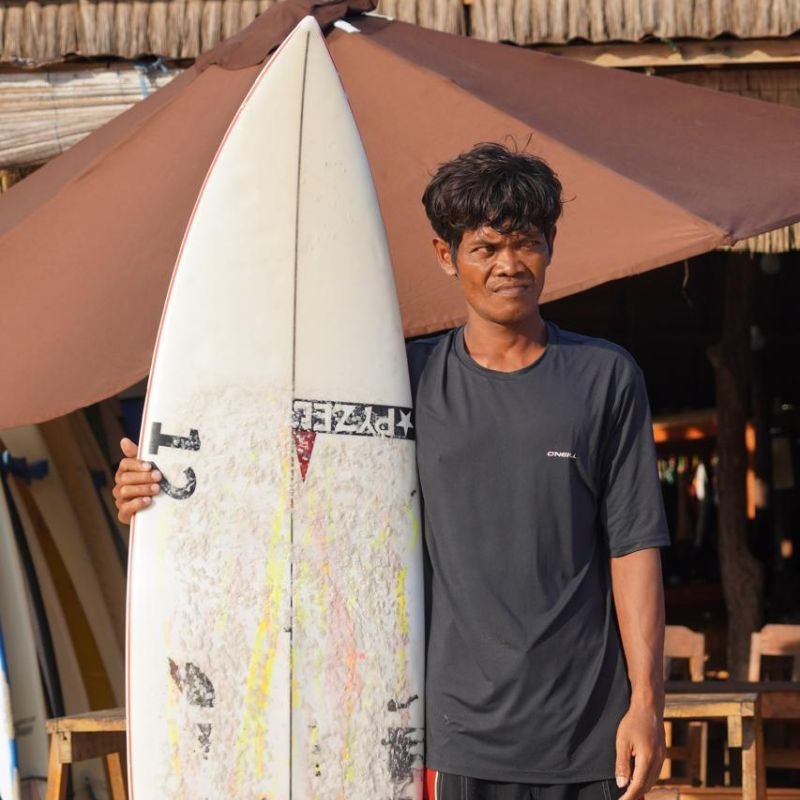Catch Your First Wave In Lombok