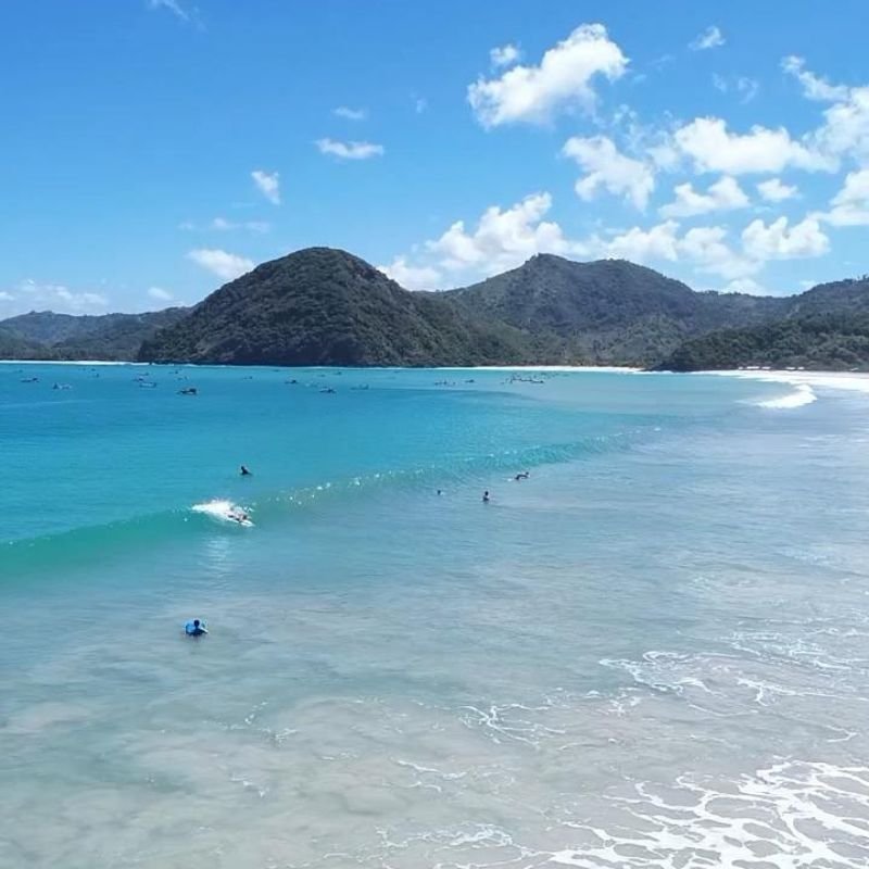 Learn To Surf In Lombok With Local Instructors