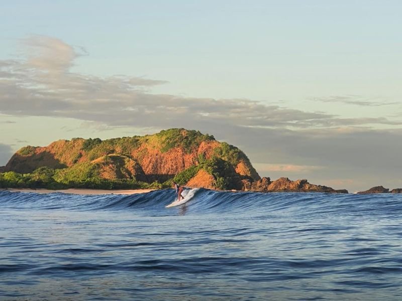 Surfing (With Instructor)
